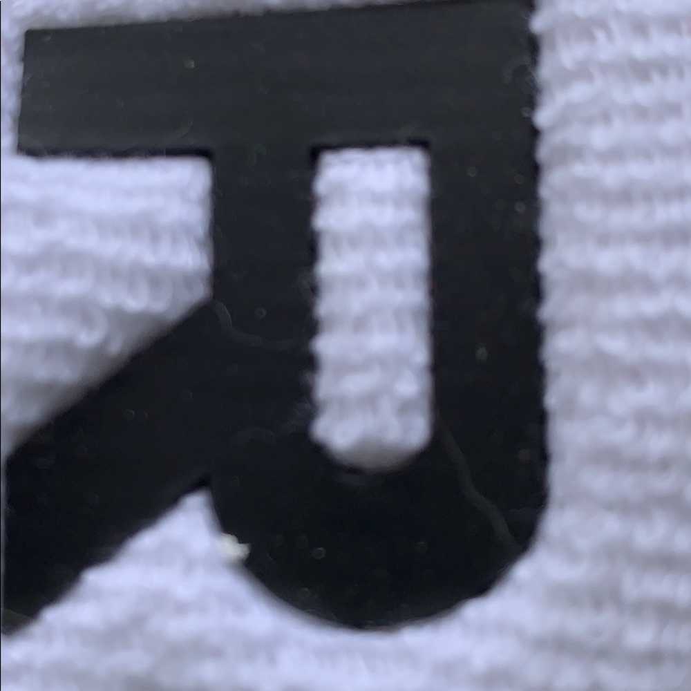 Meet your Posher, Finster